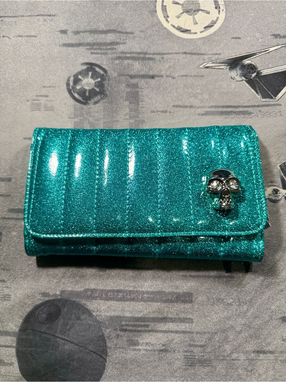 NWOT LUX DE VILLE LADY VAMP LAGOON BLUE SPARKLE WALLET